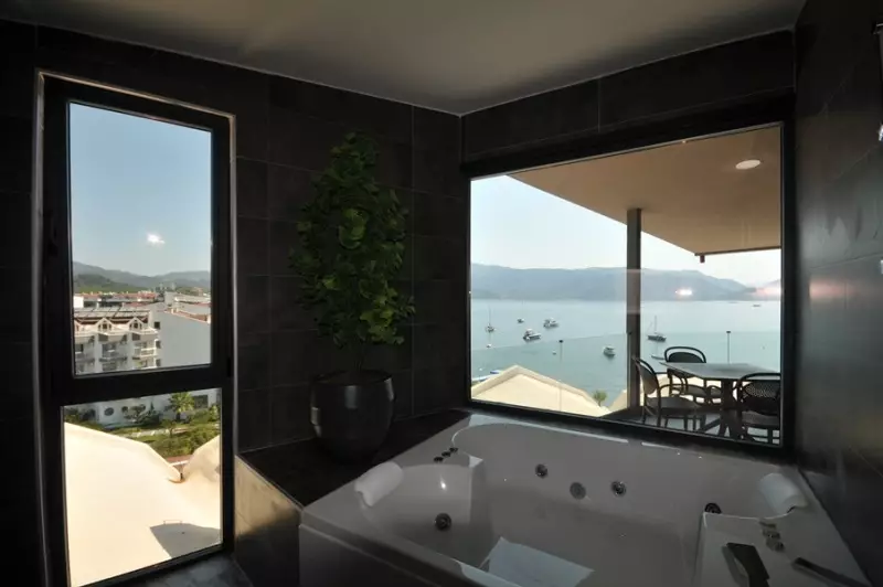 کلاس بیچ مارماریس